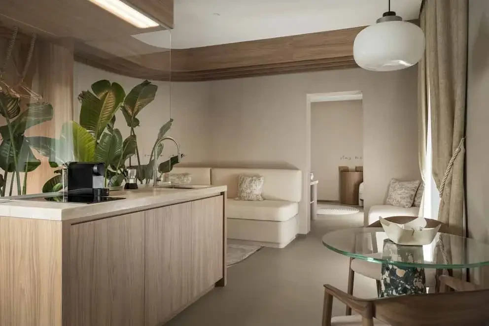 Saviola MODE Hotel_Suite Sensi.webp